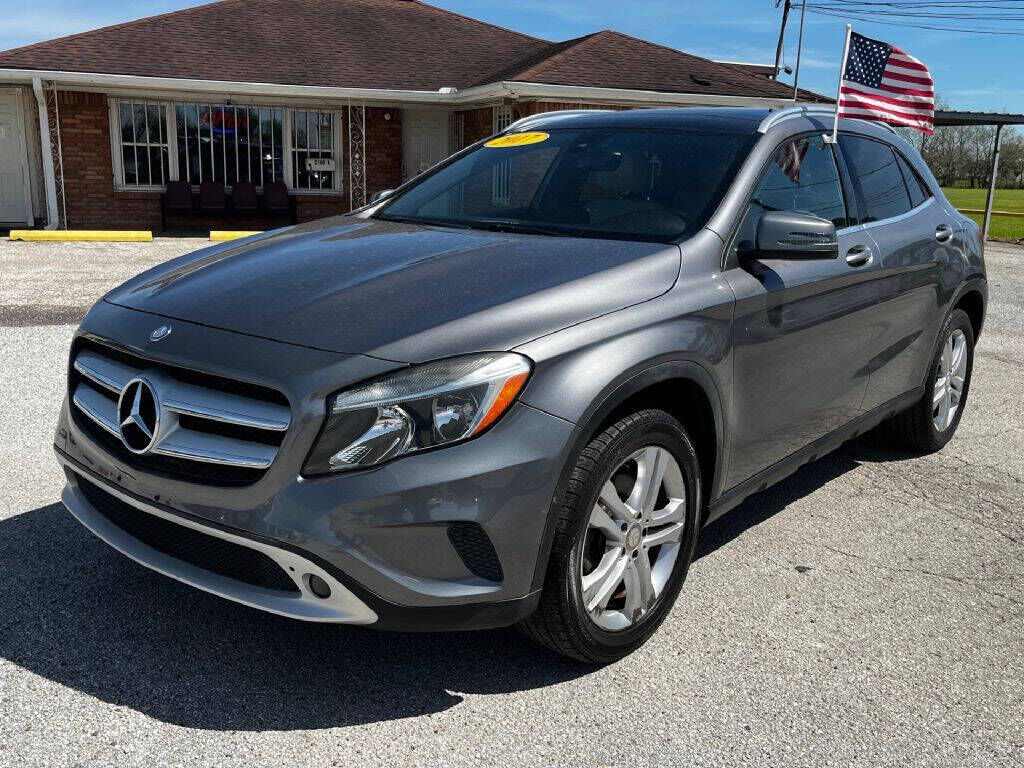 2017 MERCEDES-BENZ GLA-Class