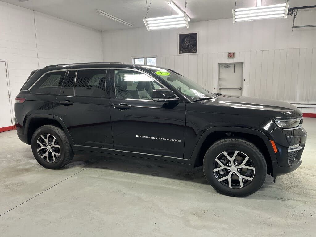 2023 JEEP Grand Cherokee