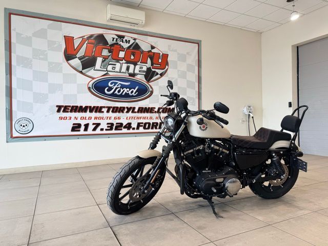 2022 HARLEY DAVIDSON Iron 883