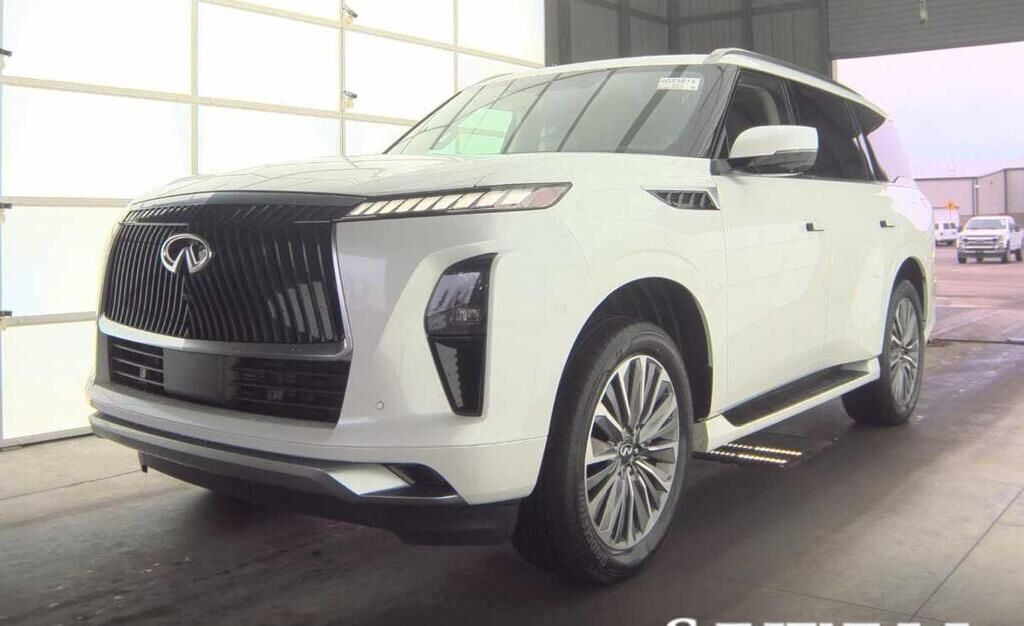 2025 INFINITI QX80
