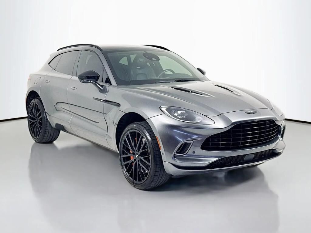 2022 ASTON MARTIN DBX