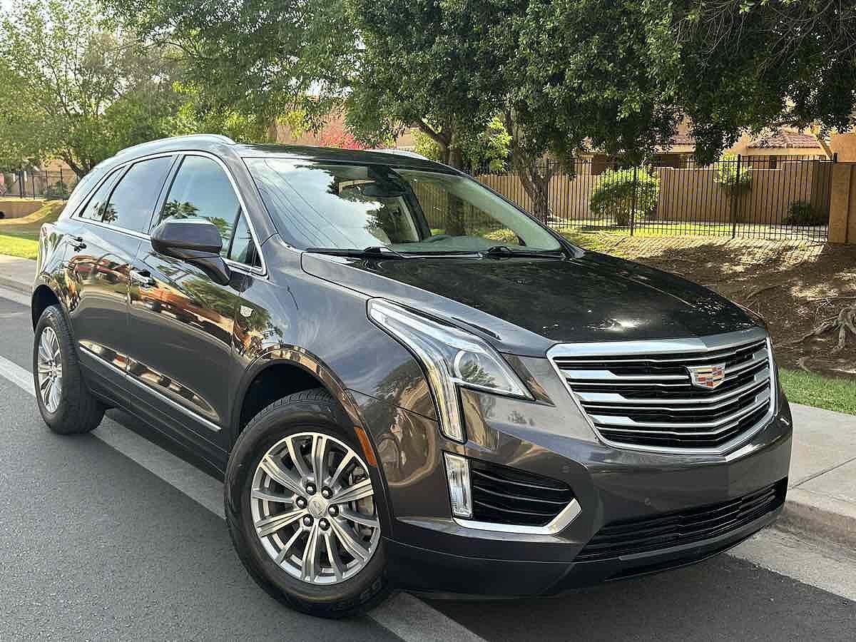 2017 CADILLAC XT5