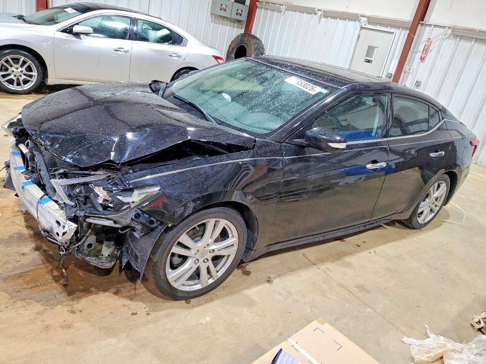 2016 NISSAN Maxima