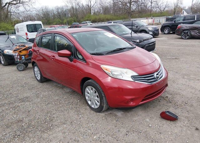 2015 NISSAN Versa