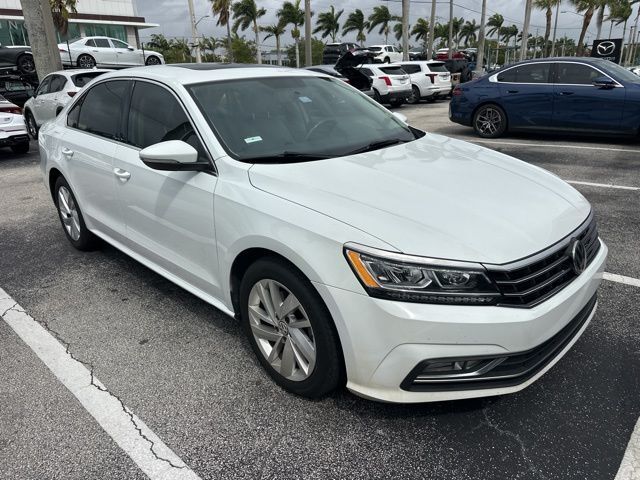 2018 VOLKSWAGEN Passat