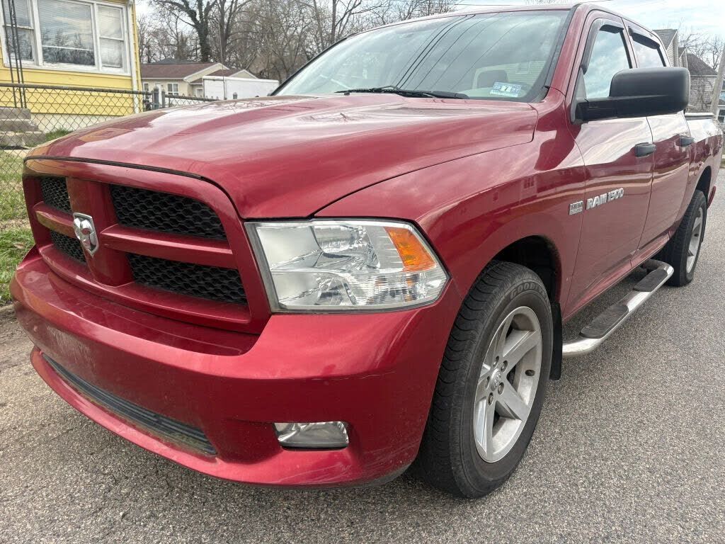 2012 DODGE Ram