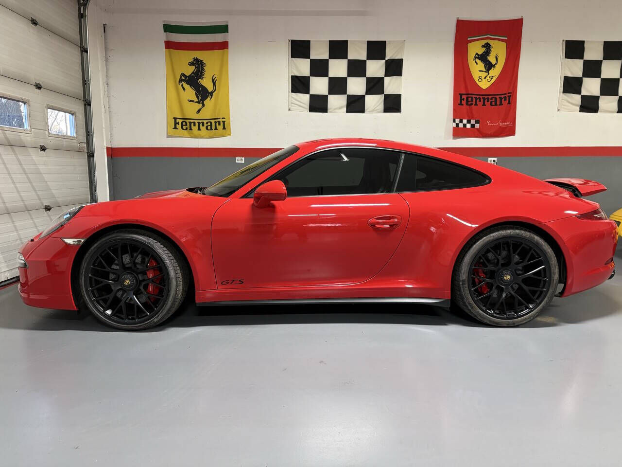 2016 PORSCHE 911
