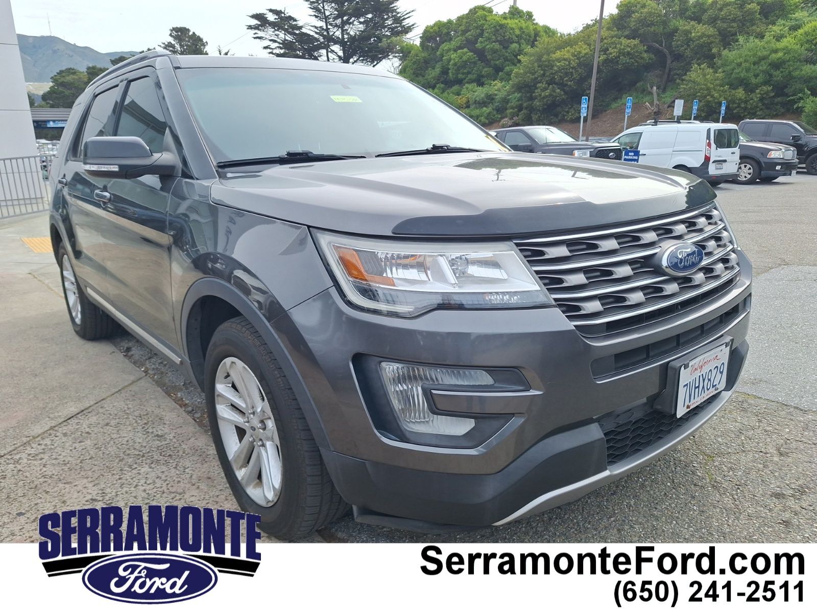 2017 FORD Explorer