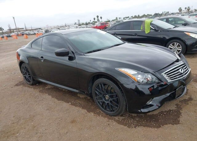 2011 INFINITI G37