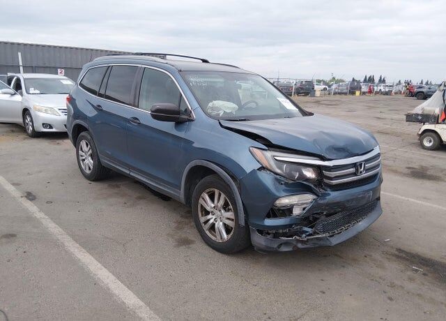 2016 HONDA Pilot