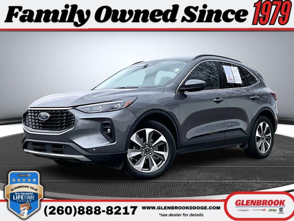 2024 FORD Escape