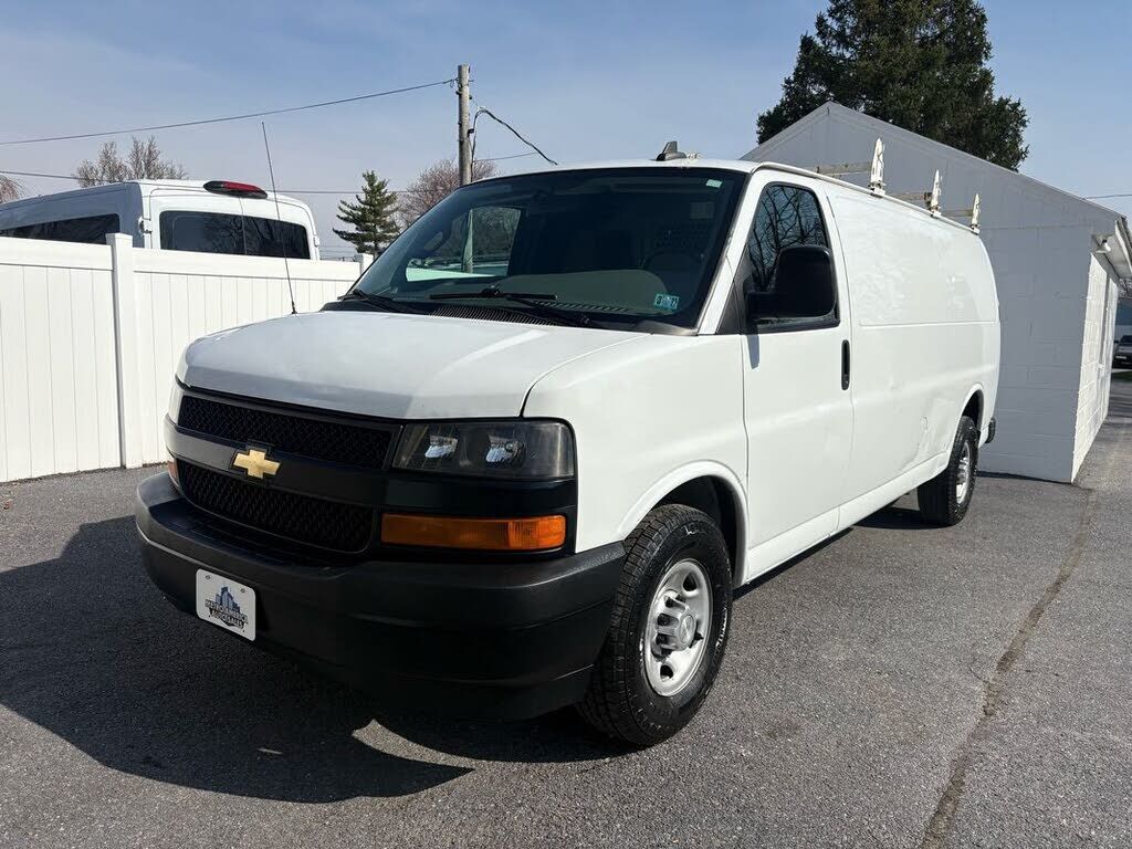 2018 CHEVROLET Express