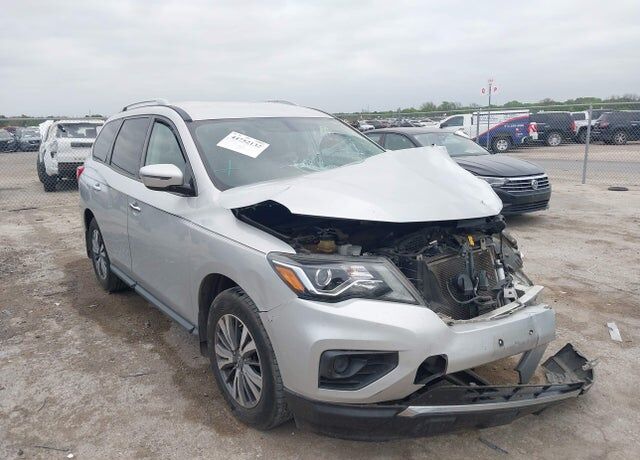 2019 NISSAN Pathfinder