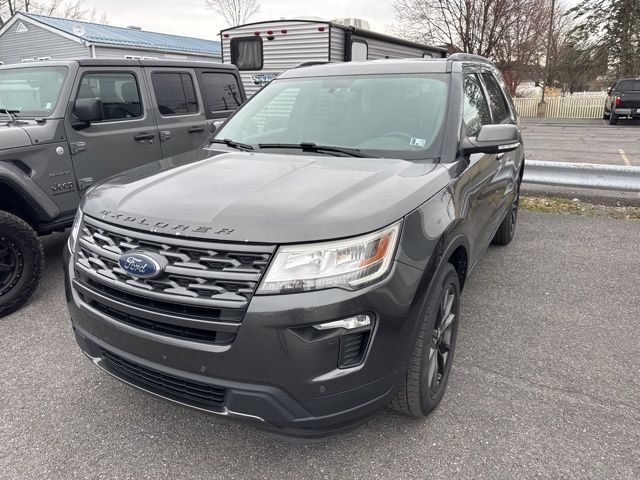 2018 FORD Explorer