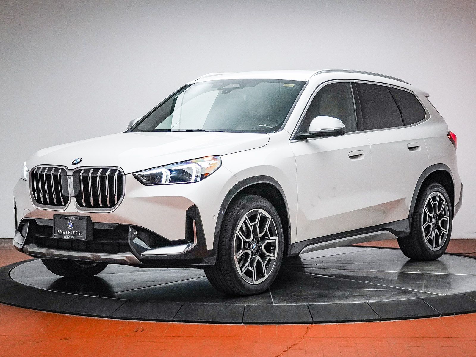 2023 BMW X1