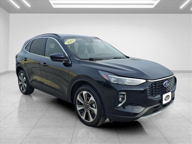 2023 FORD Escape