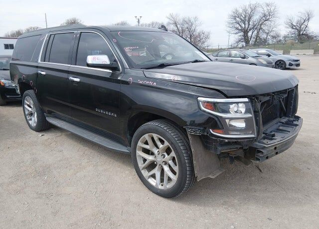 2016 CHEVROLET Suburban