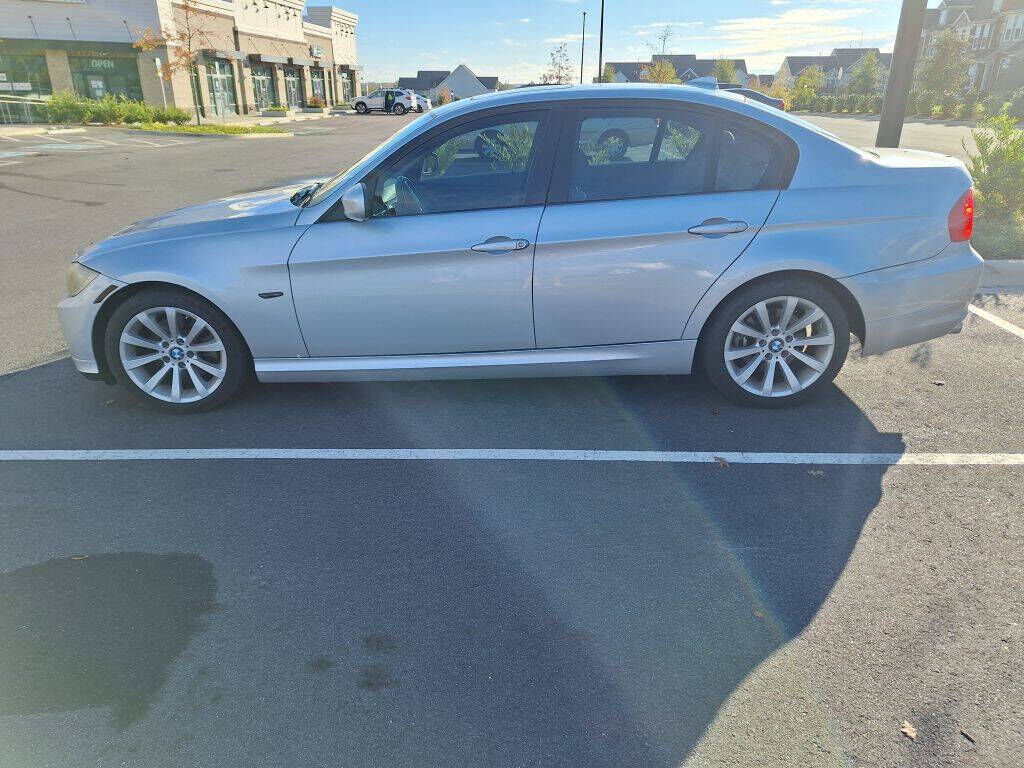 2011 BMW 3 Series