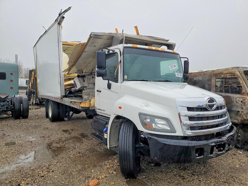 2018 HINO Conventional Type Truck