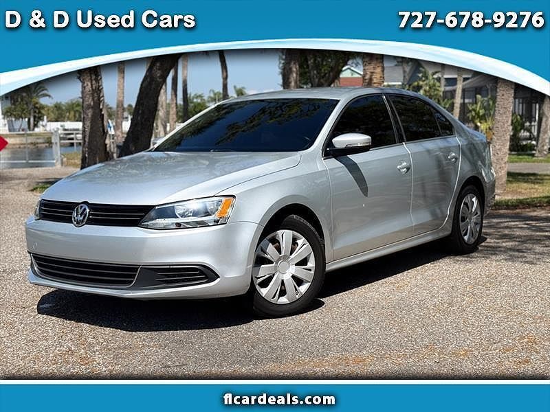 2013 VOLKSWAGEN Jetta