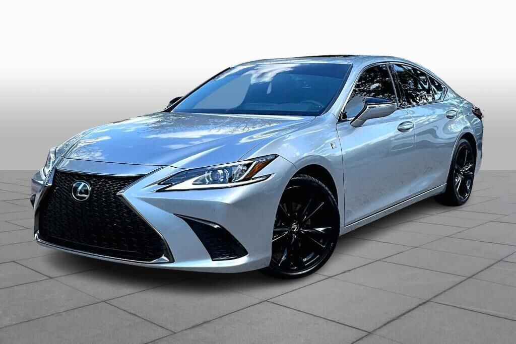 2022 LEXUS ES