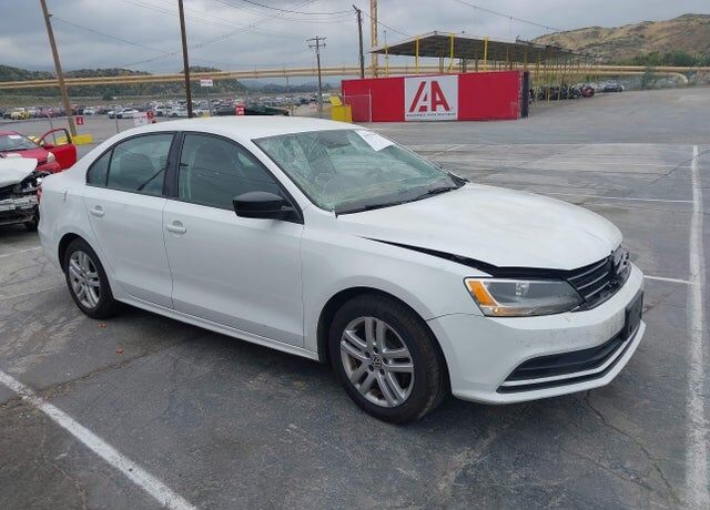 2015 VOLKSWAGEN Jetta