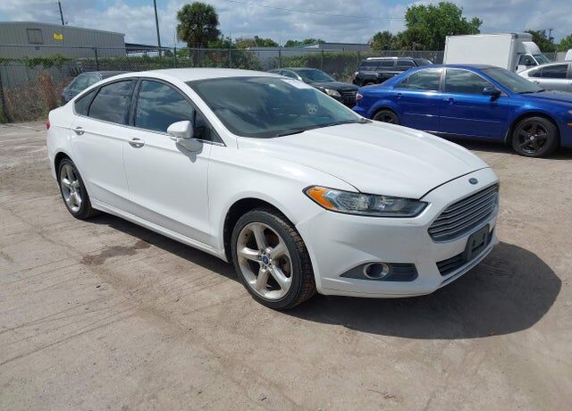 2013 FORD Fusion