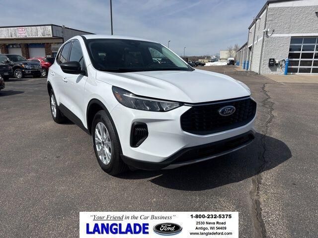 2024 FORD Escape