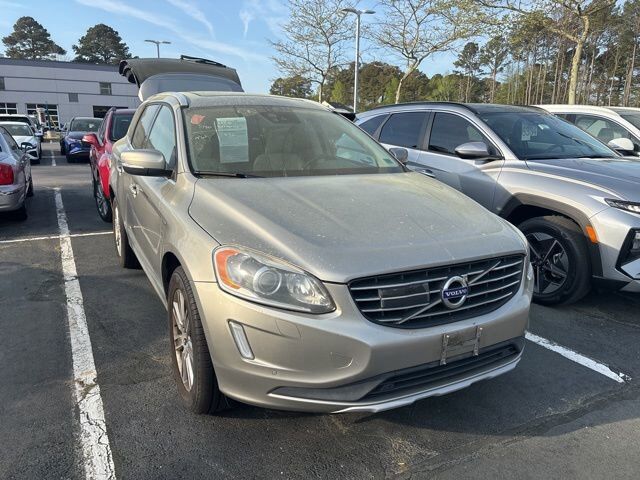 2016 VOLVO XC60