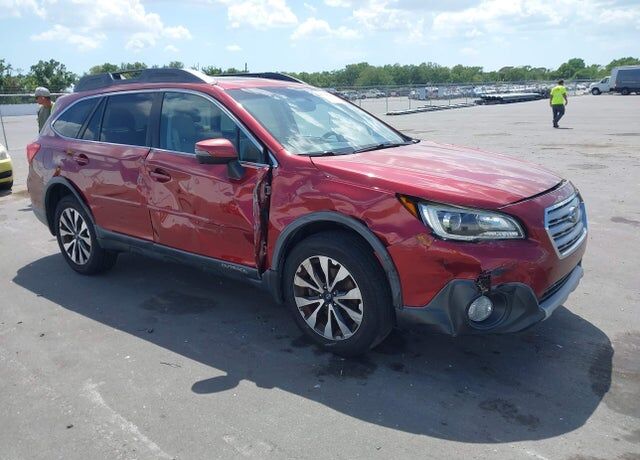 2016 SUBARU Outback