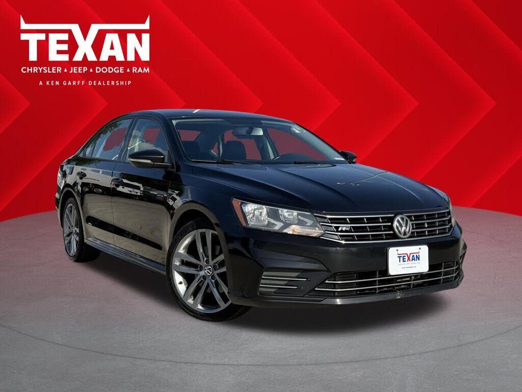 2018 VOLKSWAGEN Passat