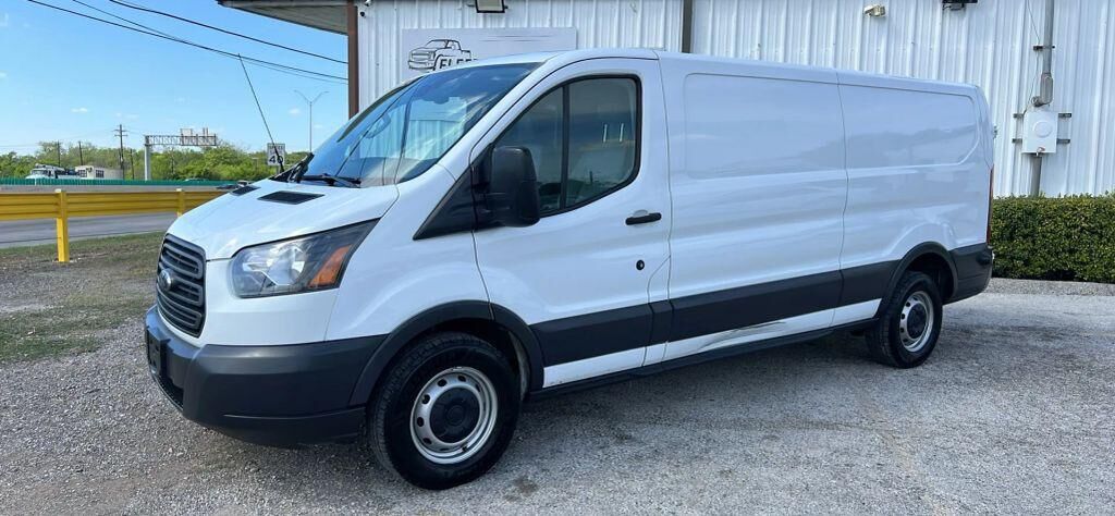 2018 FORD Transit