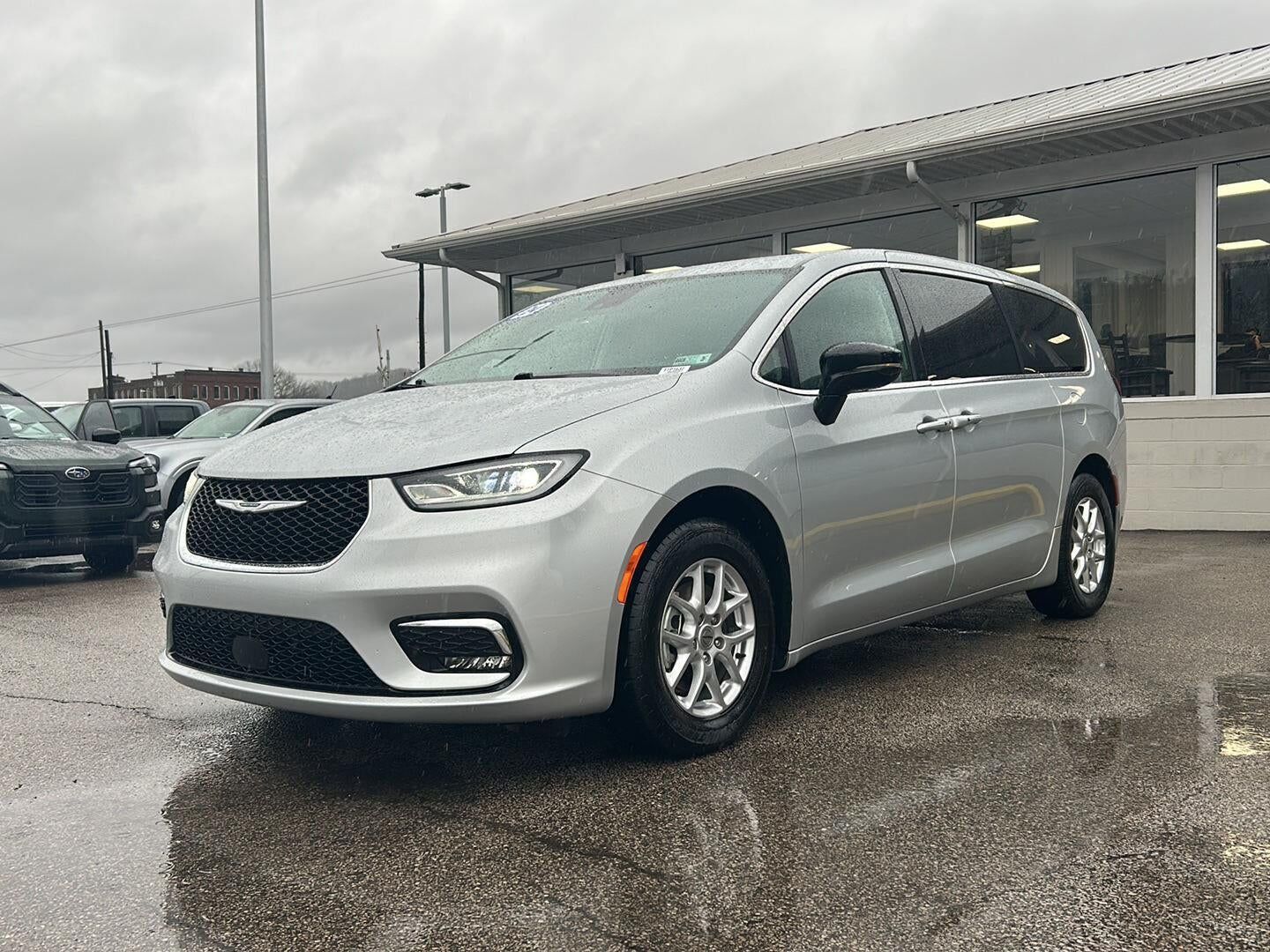 2024 CHRYSLER Pacifica