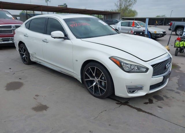 2016 INFINITI Q70L