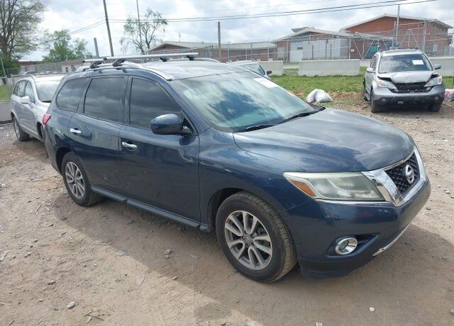 2016 NISSAN Pathfinder