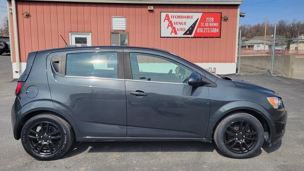 2015 CHEVROLET Sonic