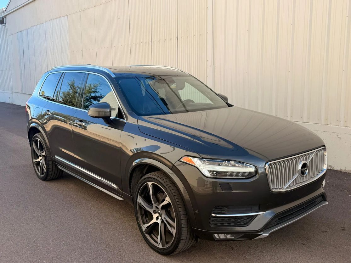 2018 VOLVO XC90