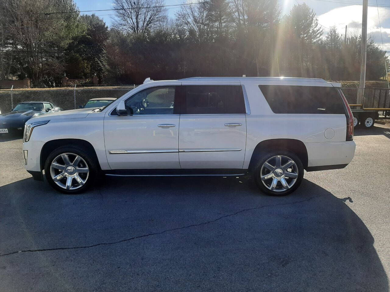 2019 CADILLAC Escalade ESV