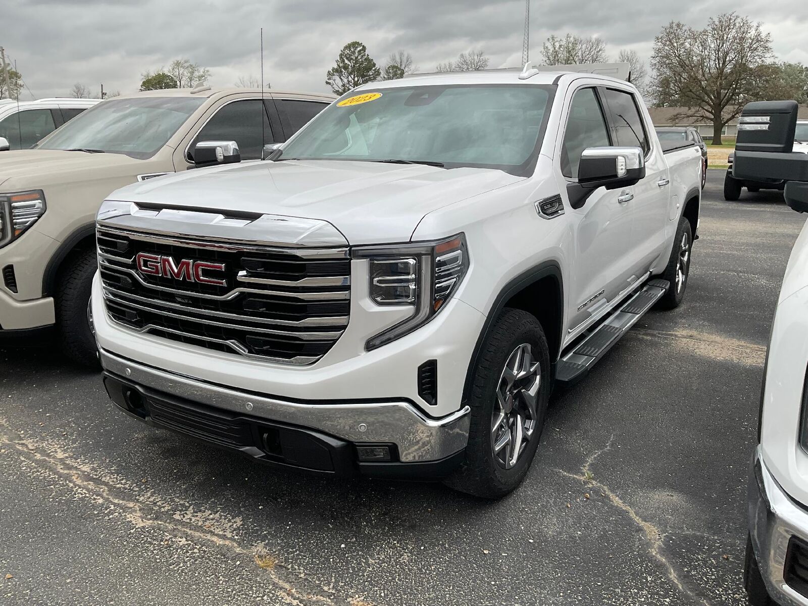 2023 GMC Sierra