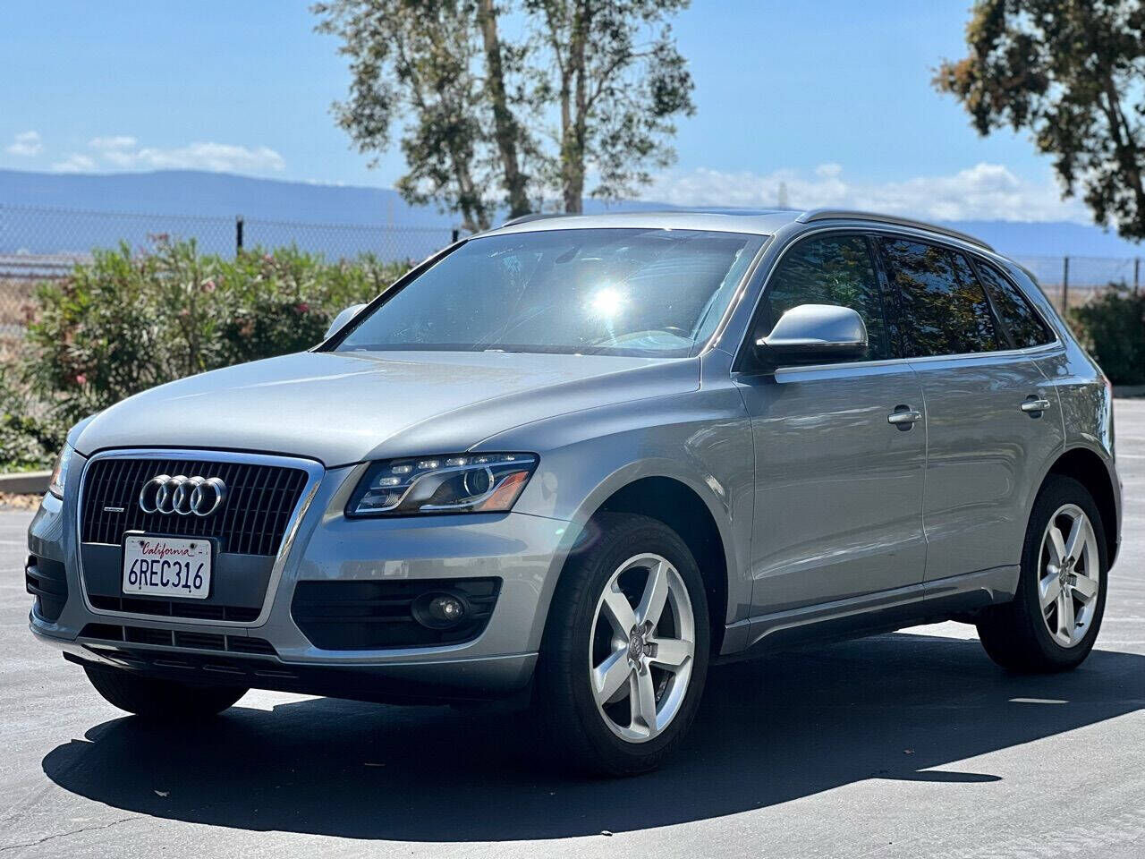 2011 AUDI Q5