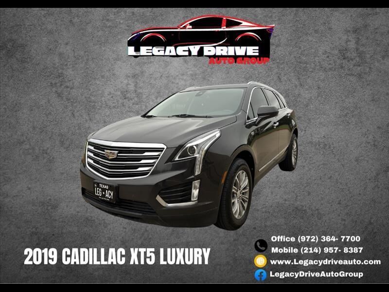 2019 CADILLAC XT5