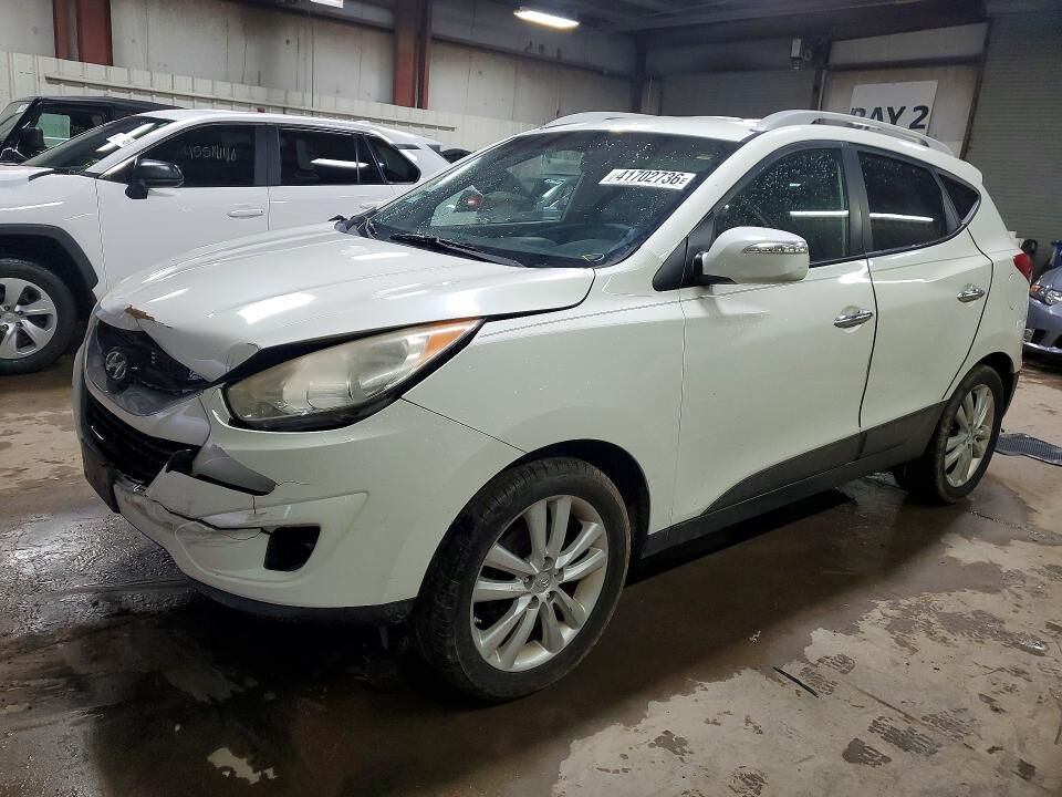 2010 HYUNDAI Tucson