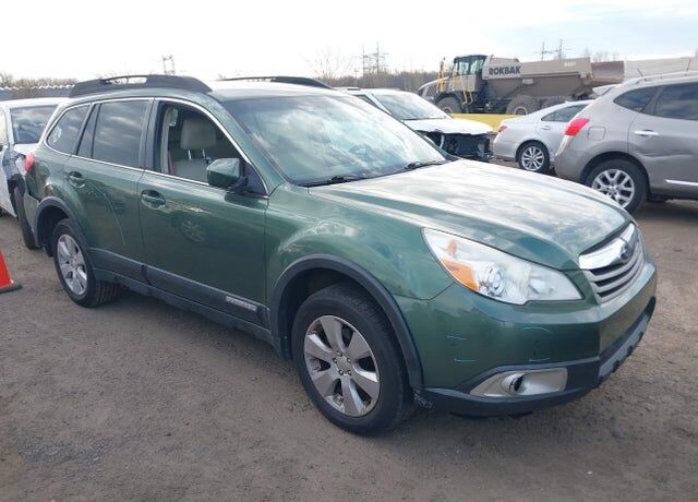 2012 SUBARU Outback