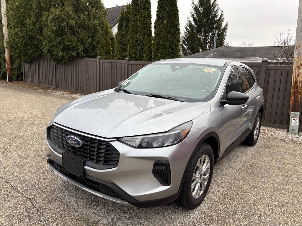 2023 FORD Escape