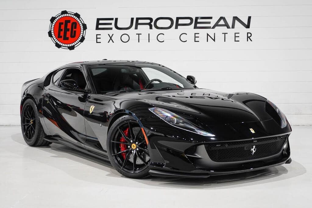 2019 FERRARI 812 Superfast