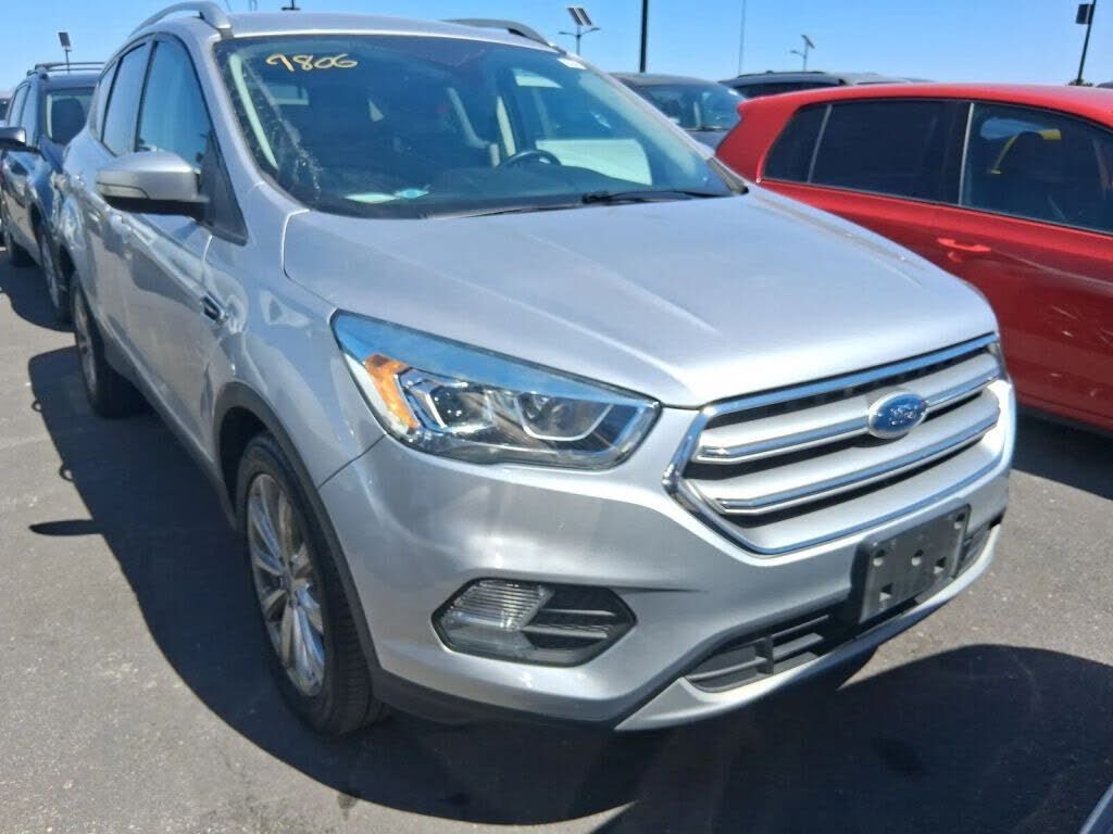 2017 FORD Escape