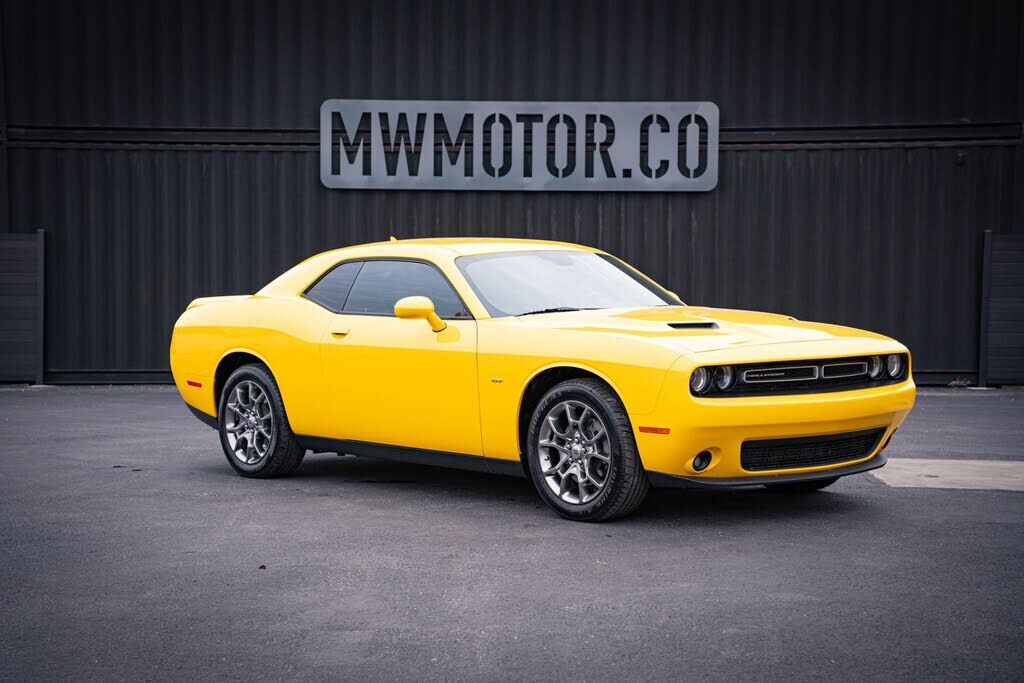 2017 DODGE Challenger