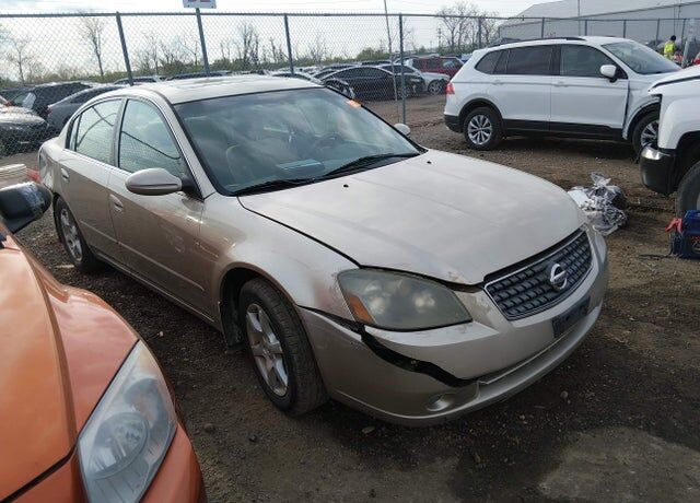 2005 NISSAN Altima