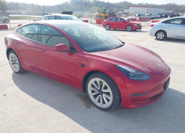 2022 TESLA Model 3