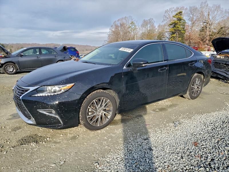 2016 LEXUS ES